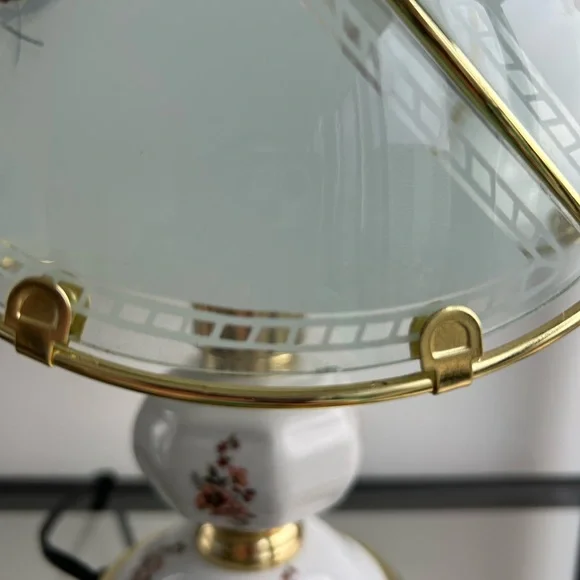 Vintage Floral Glass Touch Lamp in Tiffany Style - 1980s - Picture 8 of 13